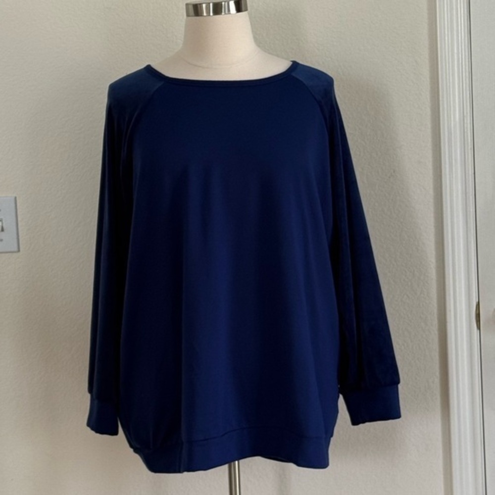 Woman Within Size 1X (22/24) Navy Upscale Top
